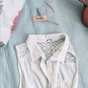 White Sleeveless Blouse